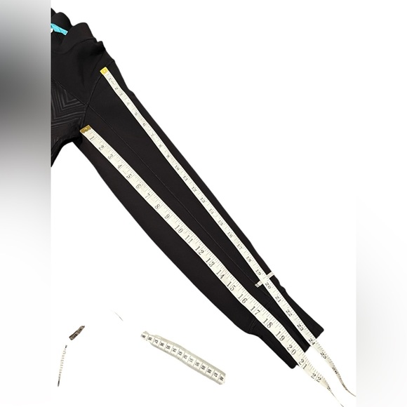 Ivivva Lululemon Black Chevron Scuba Bomber Jacket Size 12 - Picture 10 of 13